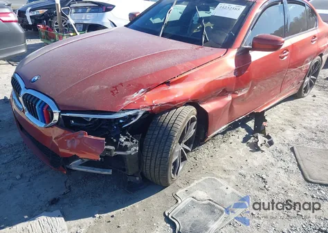 2021 BMW 330I z USA, uszkodzony, nr VIN 3MW5R1J05M8B85980